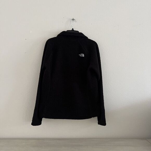 The North Face woman’s size medium pullover half zip fleece lightweight jacket - Picture 3 of 11